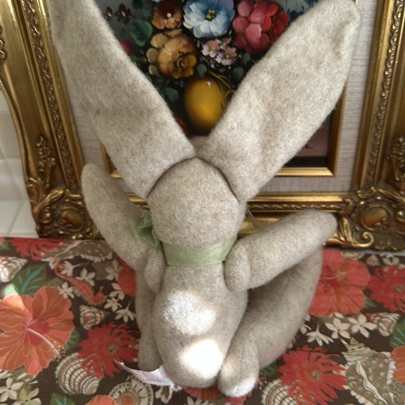 “Hazel” Russ the Judy Lynne Collection Plush Bunny Rabbit Green Bow 17”-Vintage - Picture 8 of 8